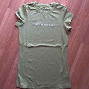 Banana Republic shirt in new condition.