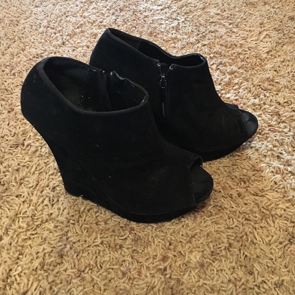 Bamboo Shoes - Black peep toe booties