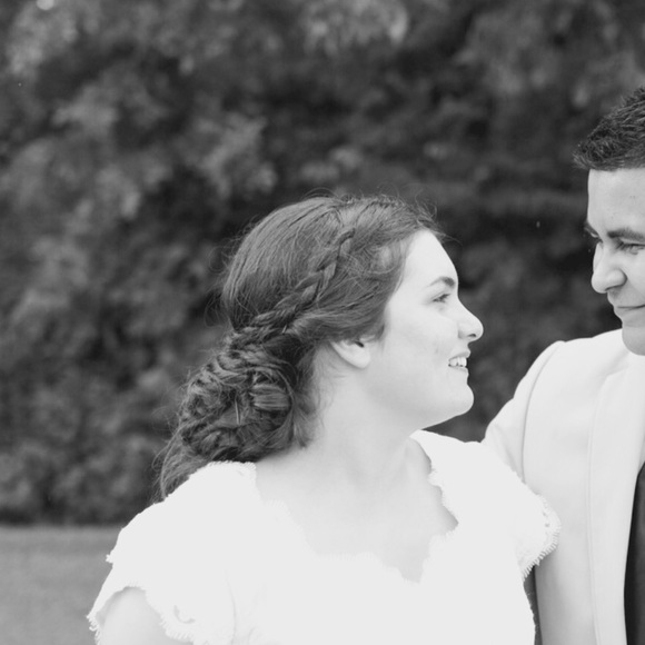 Allure Modest Wedding Dress 💍👰🏽 *SALE* - Picture 7 of 8