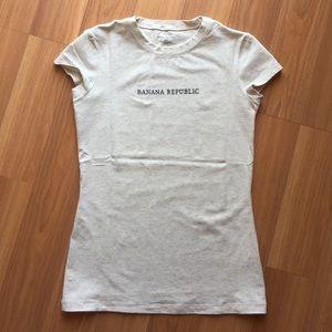 Banana Republic shirt. New condition.