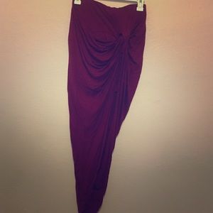Side slit skirt