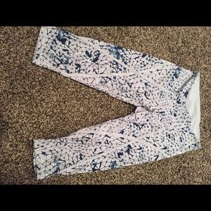 Lululemon pacer crop shibori print