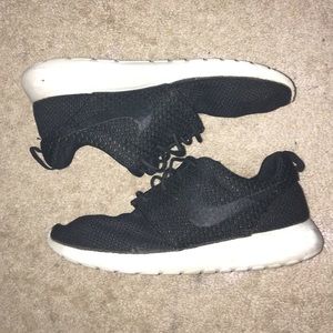 Authentic Nike Roshes