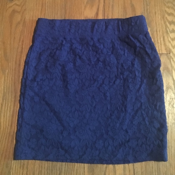 Nollie Blue Lace Mini Skirt