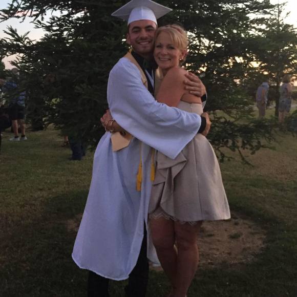 Meet your Posher, Shelley - Picture 1 of 1