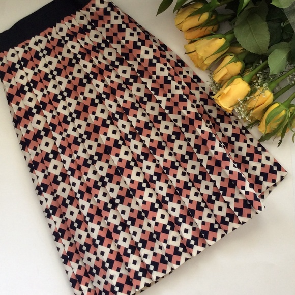 J. Crew Dresses & Skirts - J. Crew pleated mini skirt