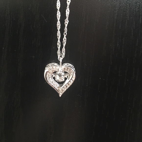 NWOT! Sterling silver heart necklace