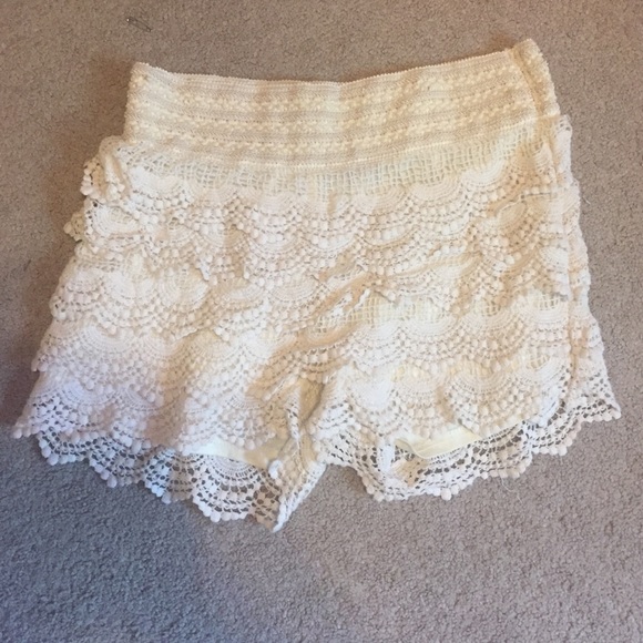 Lace shorts