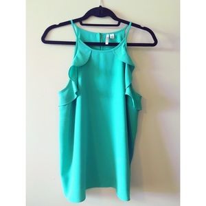 Elle Green Flowy Tank - Size Small