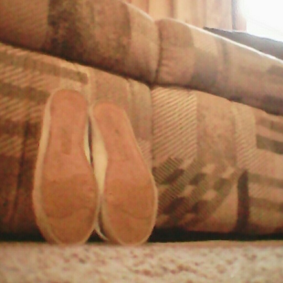 Shoes - Picture 2 of 2