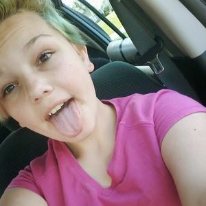 Meet your Posher, Kay