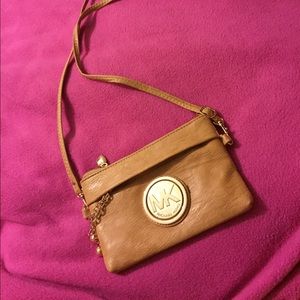 Small crossbody