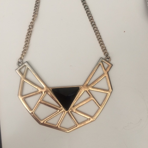Bold necklace