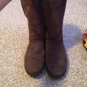 UGG Classic Tall Size Women's 8