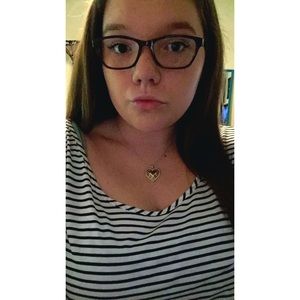 Meet your Posher, Lexi