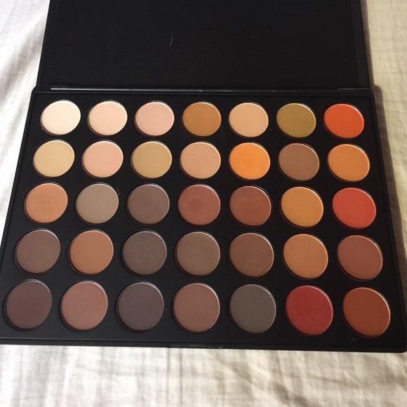 Morphe 350M-35 color matte eyeshadow pallette,NEW!