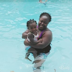 Meet your Posher, Jillian