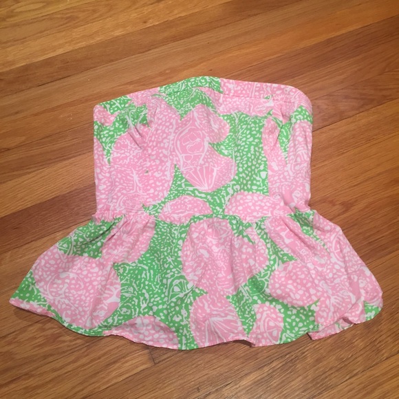 Lily Pulitzer pink peplum top - Picture 2 of 3