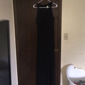 Long black dress