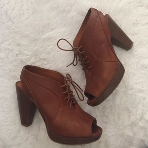 Madewell leather peep toe booties