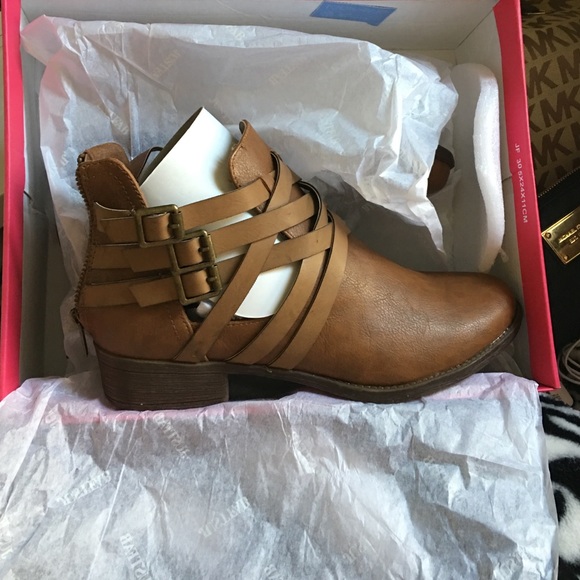 Booties - Picture 2 of 3