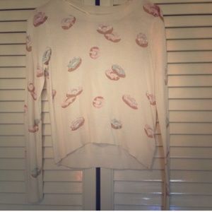 Cute donut/sprinkles top 🍩