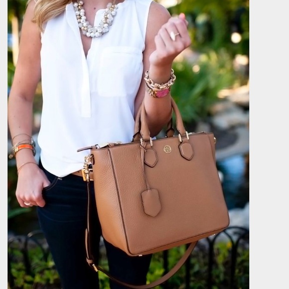 Tory Burch Handbags - X SOLD Tory Burch Double Zip Robinson in Pebbled X