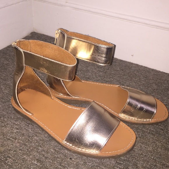 Gold Sandals ✨