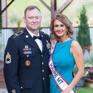 Meet your Posher, Tana