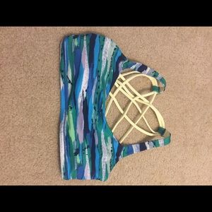 LuLu energy bra.. Worn once but too small for me