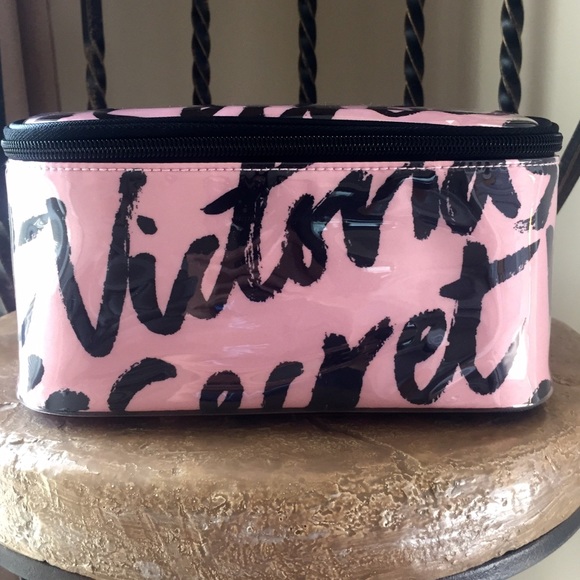 Victoria's Secret Handbags - 💅🏼VS Makeup Case💅🏼