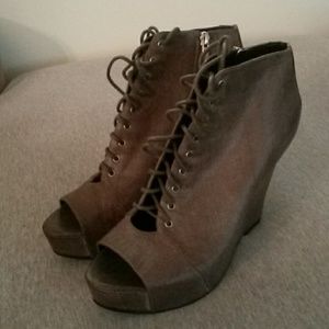 Wedge booties