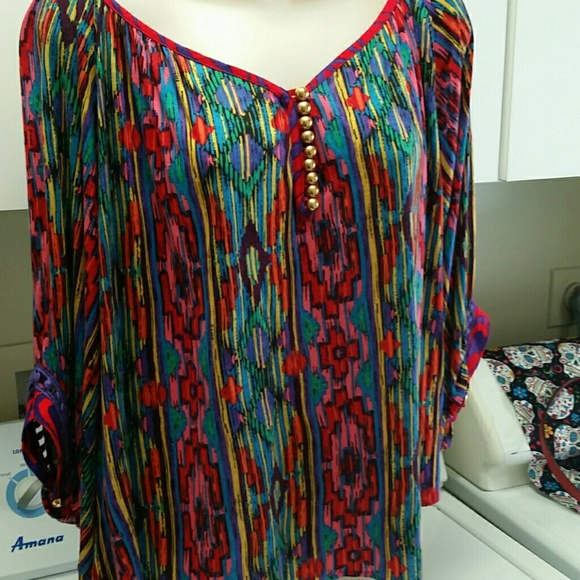 SALE😊😊 BNWOT T-bags LA Colorful M Flying  blouse - Picture 6 of 8