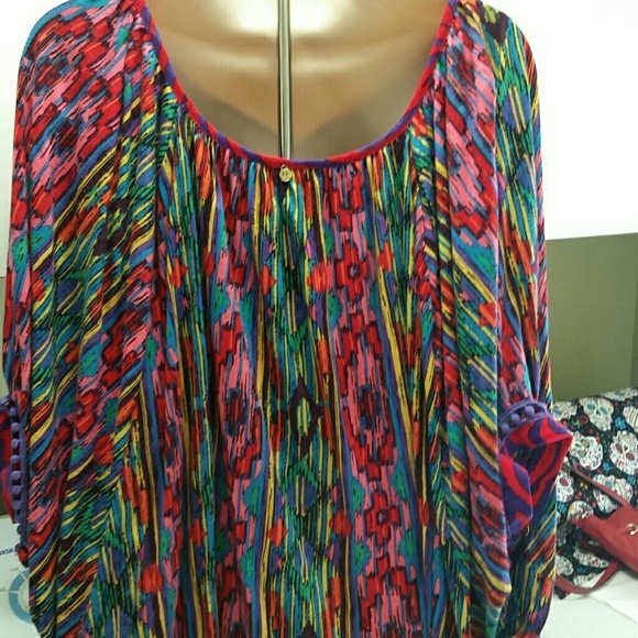 SALE😊😊 BNWOT T-bags LA Colorful M Flying  blouse - Picture 5 of 8