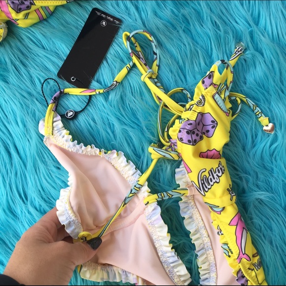 WILDFOX SZ S YELLOW DICE DOLPHINS ONE PIECE SWIM - Picture 3 of 4