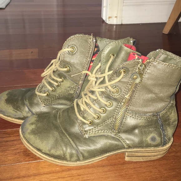 Vintage boots