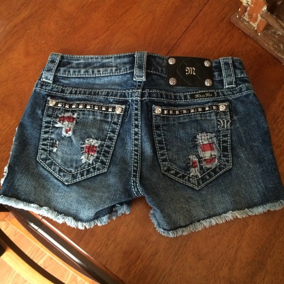 Miss Me American flag shorts - Picture 3 of 4