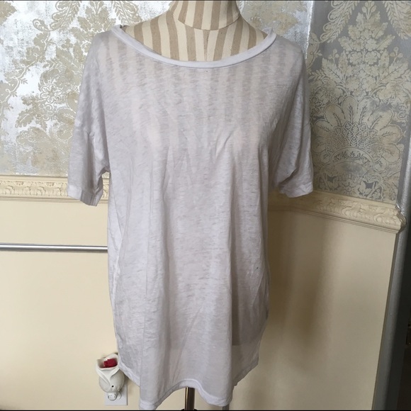 Mouchette urban outfitters white tee