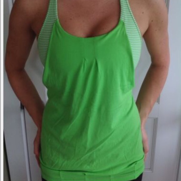 Lululemon practice freely size 4 lime green top