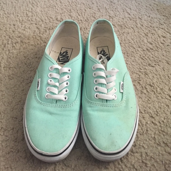 Classic VANS - Picture 1 of 4