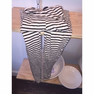 Striped Black & White Soft Leggings