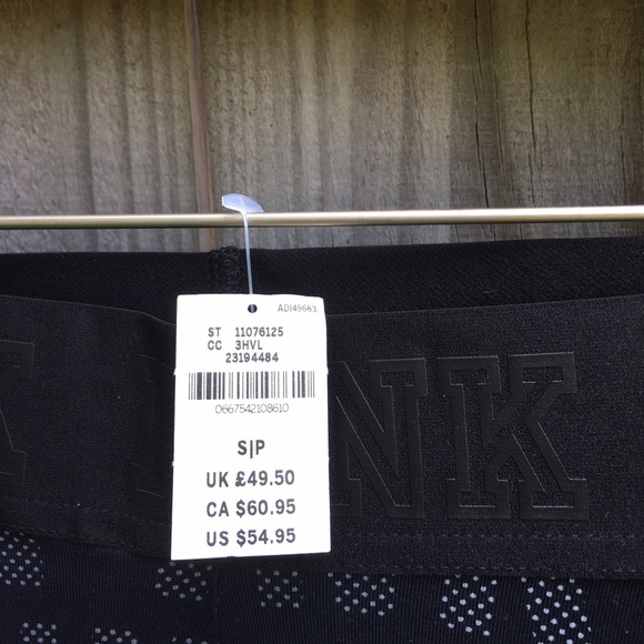 ‼️SOLD‼️BNWT VS PINK CROPPED ULTIMATE LEGGINGS - Picture 2 of 2