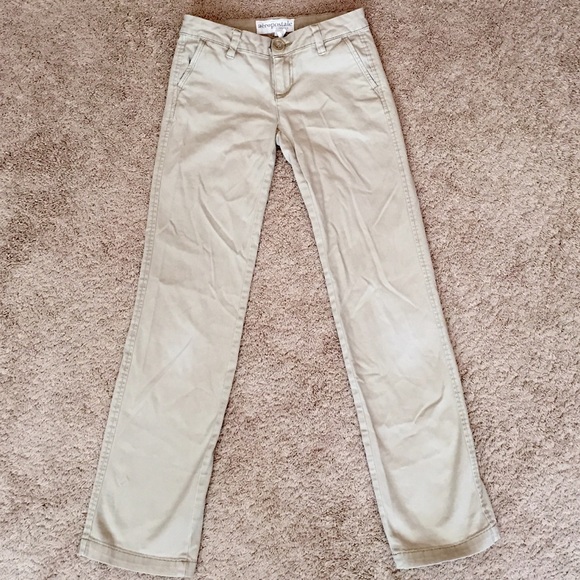 FINAL SALE Aeropostale Khaki Pants