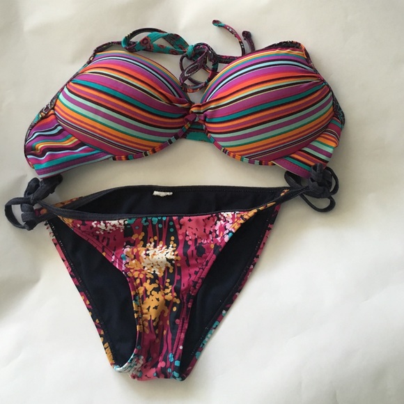 Multi color miss match bikini bottom and top