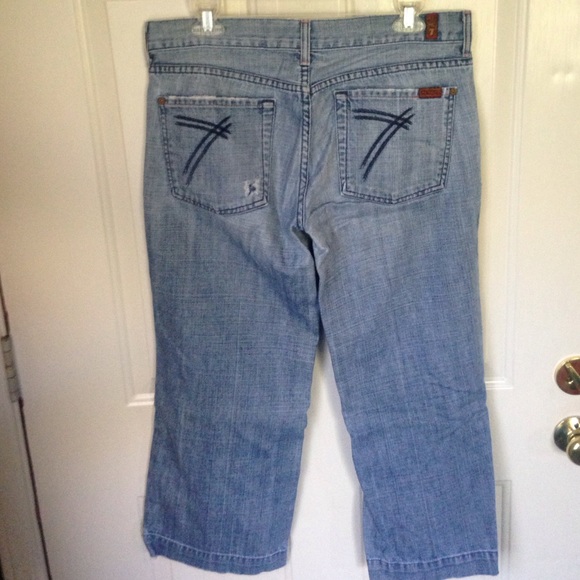 Sevens for all mankind Capris light wash