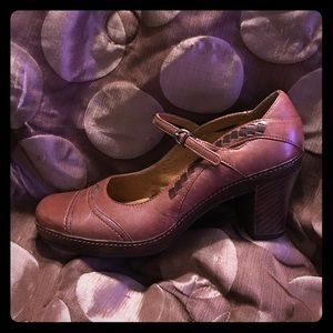 CLARKS Artisan Cognac Brown Leather Dress Shoes