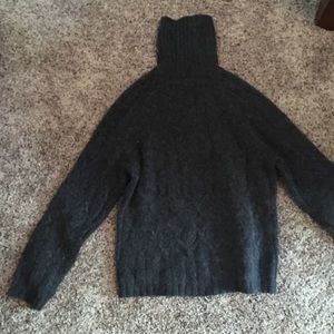 70% lambs wool gray turtle neck