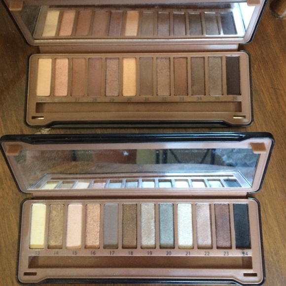 Nude eyeshadow palletes