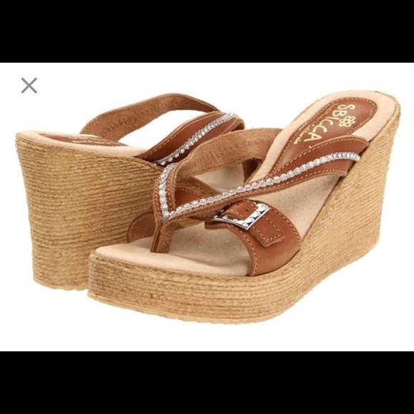 SBICCA light brown wedges. - Picture 1 of 3