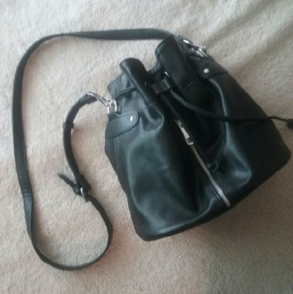 black bucket bag